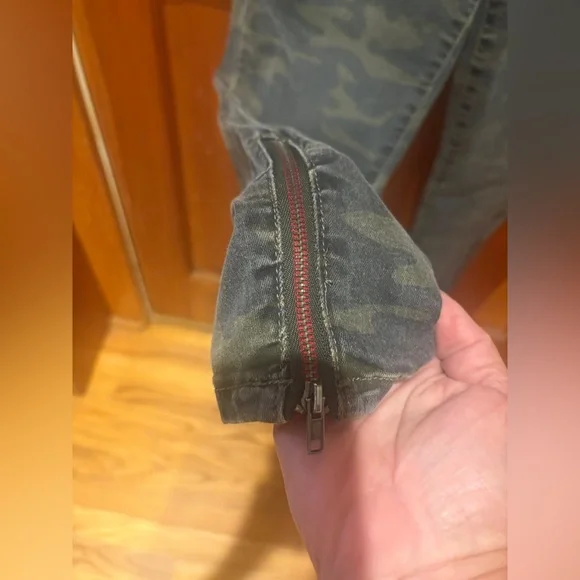 Nicole Miller Tribeca Mid Rise Ankle Skinny Jean - Picture 9 of 14